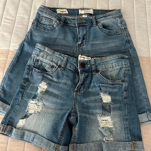 Bundles 2 Ladies shorts jeans size 3